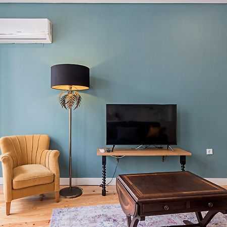 Turquoise Central Flat W Ac & Balcony By Lovelystay Porto Buitenkant foto